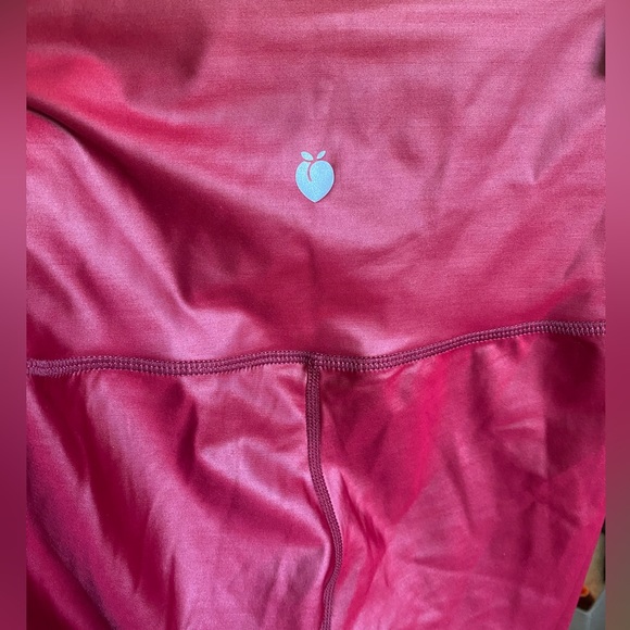 Shiny dark brick red tights. Stretchy, comfortable, fun - Picture 2 of 3